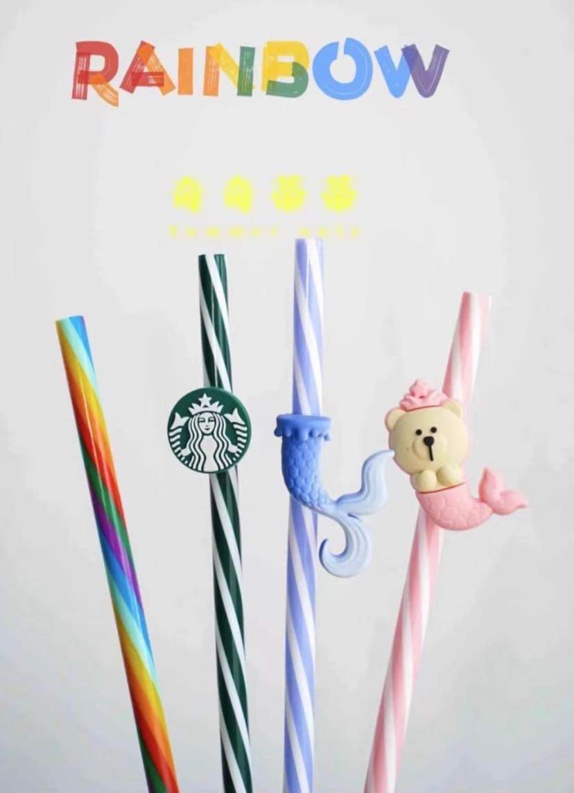 Starbucks offers rainbow set